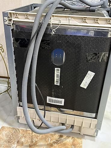 yer yuyan: Qabyuyan maşın Hotpoint-Ariston, Tam qabaritli (60 sm.), Quraşdırılan, Yeni — 3