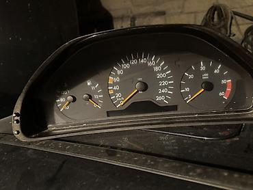 015 sit: Məhsul: Mercedes-Benz W210 üçün orijinal VDO alətlər paneli (spidometr — 1