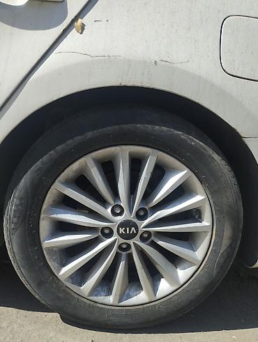 киа к5 шины: Литой диск KIA с шиной Kumho Solus - Оригинальный литой диск KIA — 1