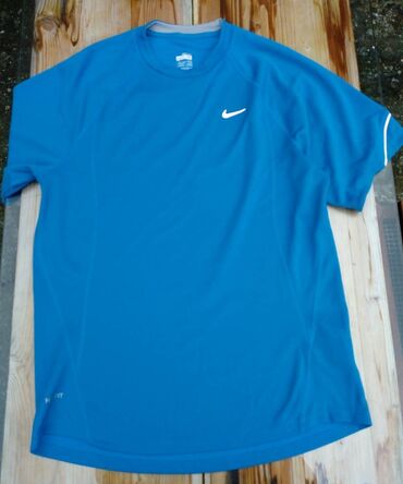 hugo boss muska majica: Nike majica vel.M u super stanju