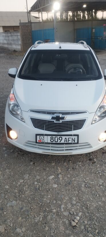 машина без матор: Chevrolet Spark: 2010 г., 1 л, Автомат, Бензин, Универсал