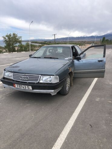 Audi: Audi 100: 1987 г., 2.2 л, Механика, Бензин, Седан