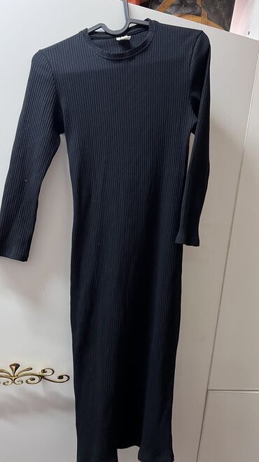 черное длинное вечерное платье: Вечернее платье, Классическое, Длинная модель, С рукавами, XS (EU 34)