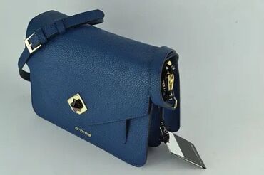 синяя сумка: Сумка Cromia Италия, в идеальном состоянии. Покупала за 15тыс сом