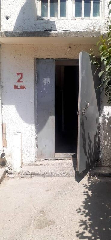 Uzunmüddətli kirayə mənzillər: 8 km. Neftcilər metronun yanı 2 otağa düzəlmə mənzil əşyalı kirayə — 7