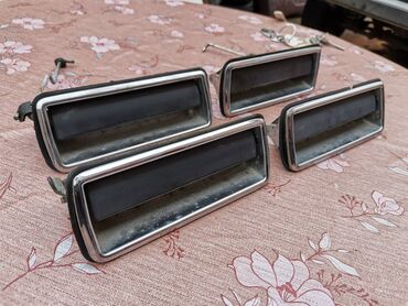 Auto delovi: Kvake vrata(leve, desne)metalne i brave za Lada 2104 Karavan, Lada — 1