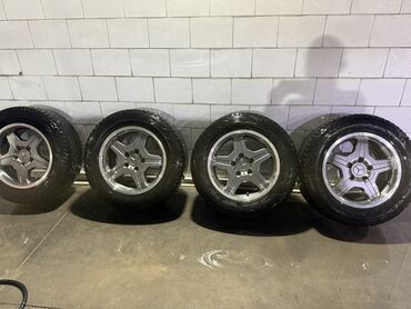 диск на сеялку: Дөңгөлөктөр монтажда 285 / 55 / R 18, All-season, Колдонулган, Комплект, Жеңил унаалар, Куйма, тешиктери - 5