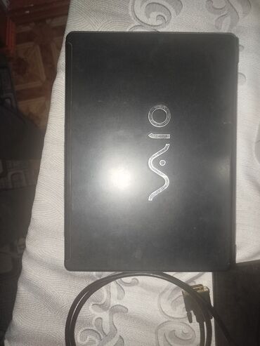 монитор на запчасть: Ноутбук, Fujitsu, 2 ГБ ОЗУ, Intel Pentium, Б/у, Для несложных задач, память HDD