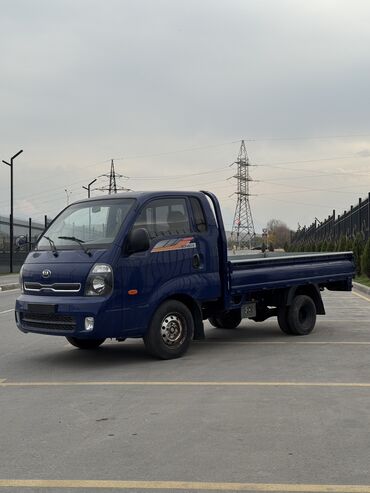 Kia: Kia : 2018 г., 2.5 л, Механика, Дизель — 2