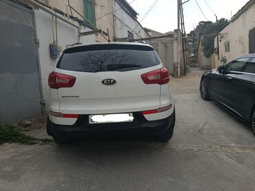 Avtomobil satışı: Kia Sportage – ağ rəngli, şəhər və uzun yol üçün rahat krossover