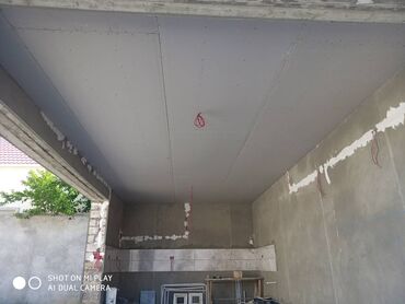 Malyar işləri: Hər növ Alcipan işləri görülür. Düz sadə tavan. Ara kəsmə divar — 12