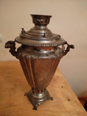 Samovarlar: İşlənmiş Od Samovar, 7 l, Ünvandan götürmə