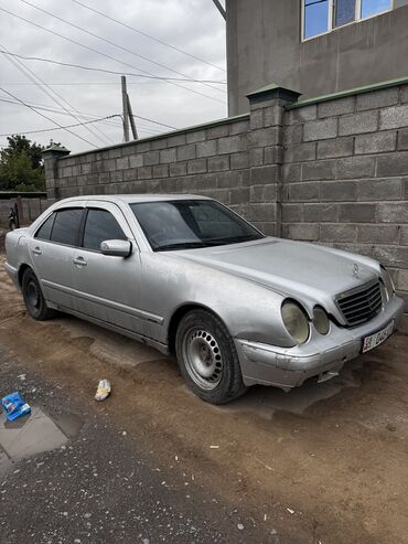 эсклас мерс: Mercedes-Benz E-Class: 2001 г., 3.2 л, Автомат, Бензин, Седан