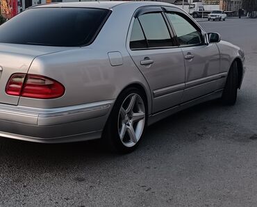 Disk təkərlər: Original AMG üslubunda yüngül lehimli disklər və təkər komplekti — 10