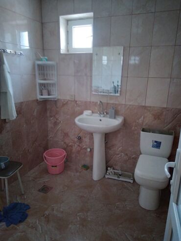 Həyət evləri və villaların satışı: 6 otaqlı, 180 kv. m, Yeni təmirli — 28