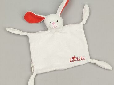 PL - Towel 18 x 20, color - White, condition - Very good