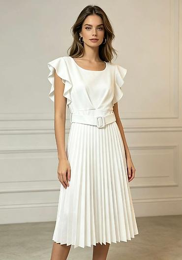 Haljine: Haljine
Cena 2600
Uni vel.
V20 — 5