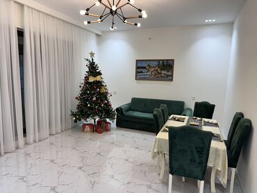 Günlük kirayə evlər: 220 kv. m, 8 otaq, Kombi, Qaz, İşıq — 13