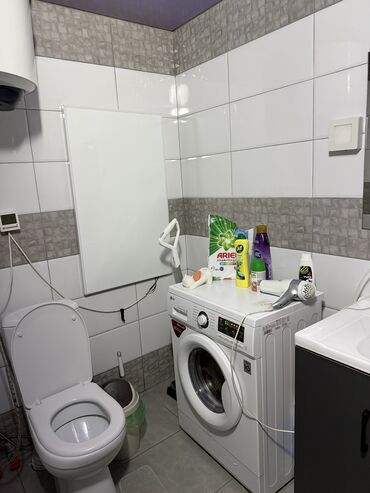 Продажа домов: Полдома, 140 м², 5 комнат, Собственник — 11