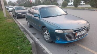 субару автомобил: Mazda 2: 1992 г., 2 л, Механика, Бензин, Седан