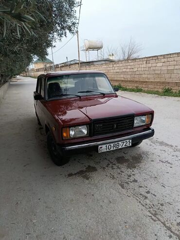 vaz 2107 injektor motor: Öz admadır texpasport sənədlər qaydasındadır mator 03 yağ yemir kürýü