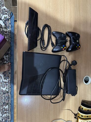 стоимость xbox 360: Xbox 360 512gb 100 игр есть кинект и два джойстика один проводной