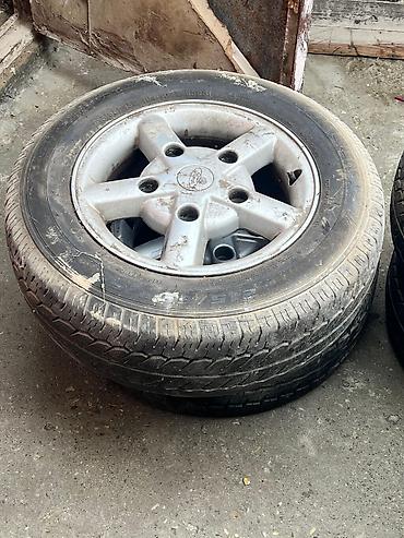 ford satışı: Salam 4 bir yerde satılır 15 lik ford disk tekeridi catı zadı yoxdu — 2