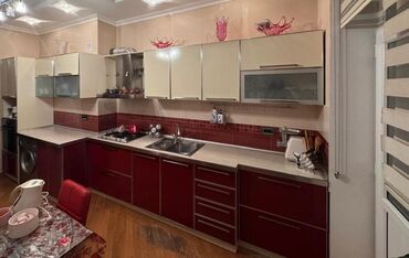 Mətbəx mebeli: Mətbəx mebeli 550azn. Uzunlugu 5mt. Moyka verilir üstündə. Ünvan