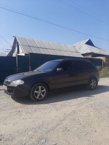 хорошие состояние: Mazda 323: 1998 г., 1.5 л, Механика, Бензин, Хэтчбэк