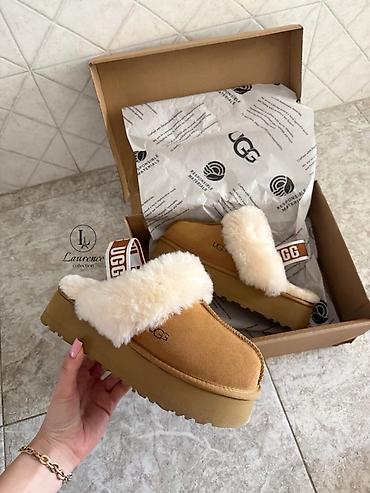 Угги: Угги, 39, UGG, Новый, цвет - Бежевый — 1