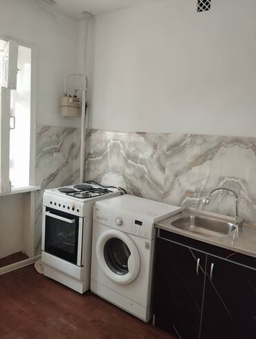 квартира сатылатурган: 2 комнаты, 46 м², 103 серия, 2 этаж, Евроремонт