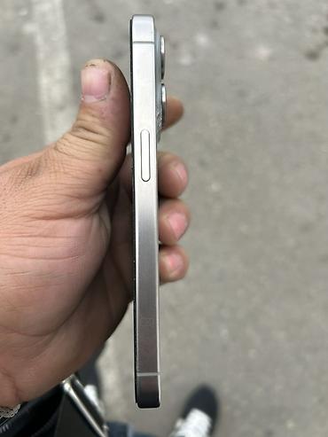 islenmis telefon: IPhone 15 Pro, 128 GB, Natural Titanium — 4
