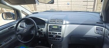 радио для авто: Toyota Avensis Verso: 2002 г., 2 л, Механика, Дизель, Вэн/Минивэн