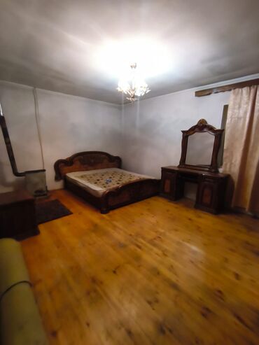 Uzunmüddətli kirayə evlər: 100 kv. m, 3 otaqlı, Qaz — 7