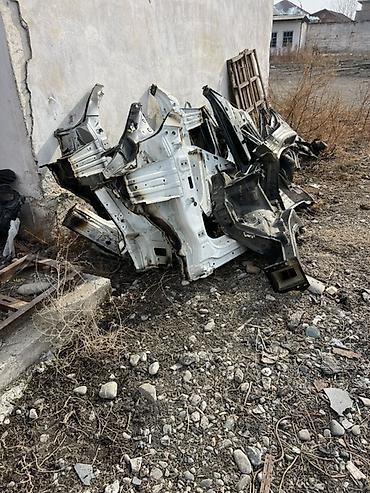 Силовые элементы кузова: Лонжерон Kia — 1