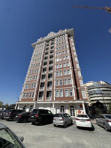 Долгосрочная аренда квартир: 3 комнаты, Собственник — 10