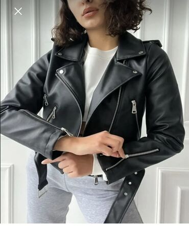 qara cins pencekler: Qara biker üslublu qadın dərimsi-kürk jaket - Material: parlaq