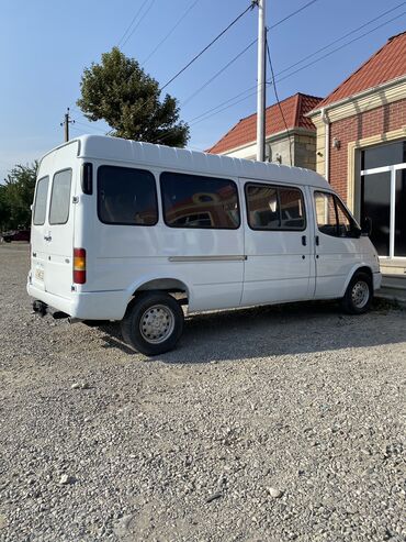 şəkidə satılan maşınlar: Ford Transit: 2.5 l | 1998 il | 150000 km Mikroavtobus