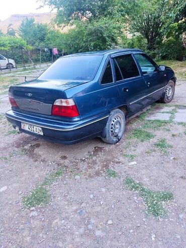 Daewoo: Daewoo Nexia: 2003 г., 1.5 л, Механика, Бензин, Седан