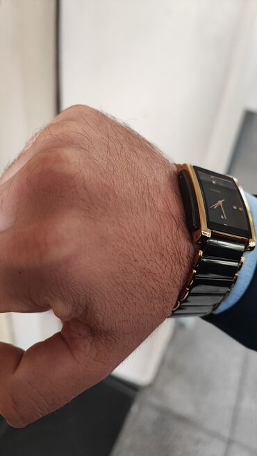 cib saatı: Rado saat ideal vəziyyətdədir. heç bir prablemi yoxdu . isifadə