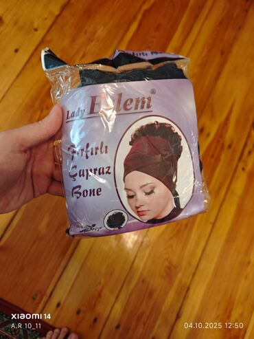 Dəstlər, kostyumlar: Qadın geyimləri dəsti - Şərfli ponço bluz – iki rəngdə: bordo və açıq -da lalafo.az — 5 Dəstlər, kostyumlar: Qadın geyimləri dəsti - Şərfli ponço bluz – iki rəngdə: bordo və açıq — 5