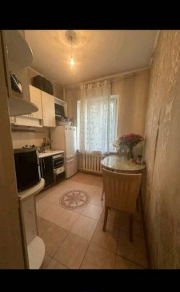 Продажа домов: 3 комнаты, 68 м², 105 серия, 3 этаж, Евроремонт