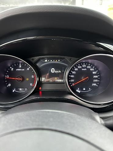 Kia: Kia Carnival: 2017 г., 2.2 л, Автомат, Дизель, Минивэн — 9