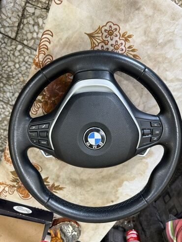 Рулевая тяга: BMW avtomobilləri üçün qara rəngli çoxfunksiyalı sükan. Üzərində səs