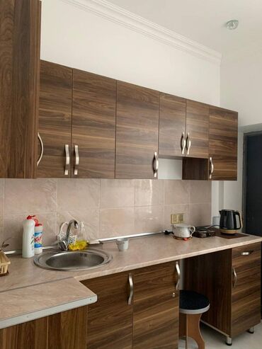 Digər kommersiya daşınmaz əmlakı: Sabunçu rayonu, Savalan, Məştağa qəsəbəsi Araz marketin yanında 4 — 9