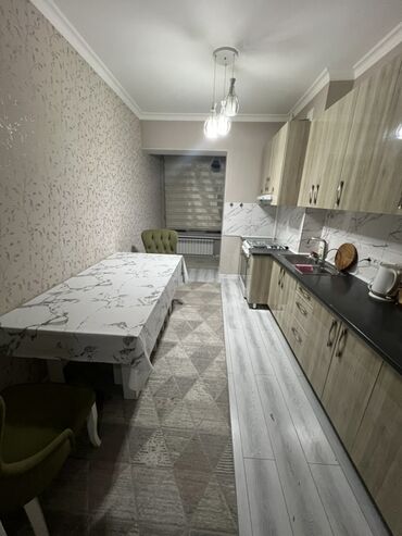 кухоные шкафы: Ашкана гарнитуру, түсү - Ак, Жыгач