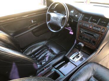 Audi: Audi A8: 2001 г., 4.2 л, Автомат, Бензин, Седан — 9