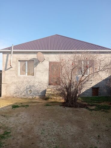 gencede kiraye evler: 3 otaqlı, 100 kv. m, Orta təmir
