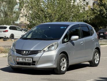 на фит обмена: Honda Fit: 2011 г., 1.3 л, Вариатор, Бензин, Хетчбек