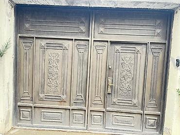 darvaza qapi: Dəmir darvaza 5,7 profillərnən yığılıb. Ölçüsü eni 3 metr uzunluqu 3 — 3